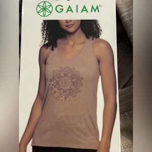GAIAM graphic tank top - with detailed Back - NWT - Brown